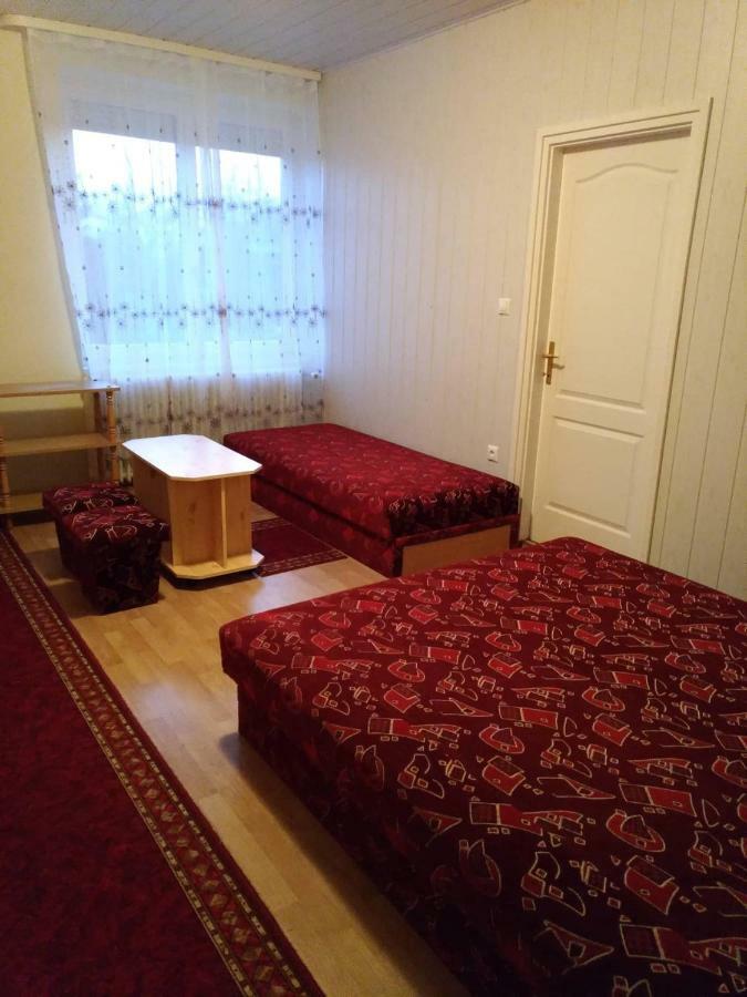 BalatonfůzfőNora Apartmanアパートメント エクステリア 写真